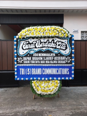 Papan Bunga Duka di Bangkurung